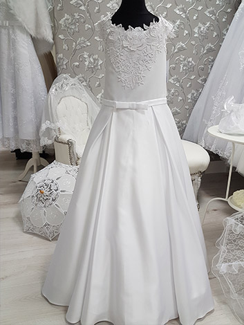 Communion dress image