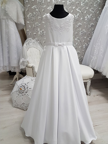 Communion dress image