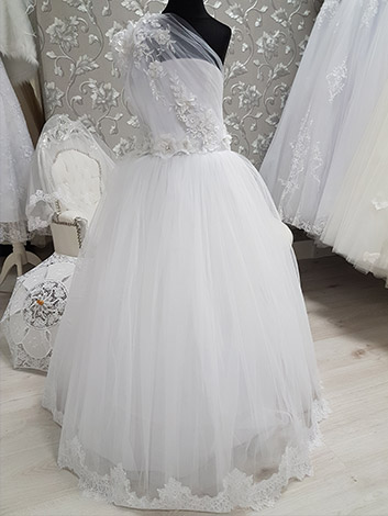 Communion dress image