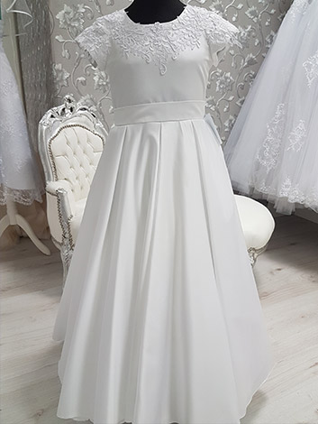 Communion dress image